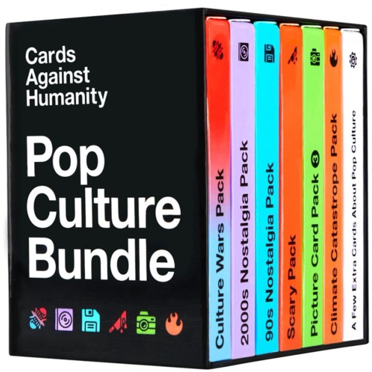 CARDS AGAINST HUMANITY: Pop Culture Bundle - EN