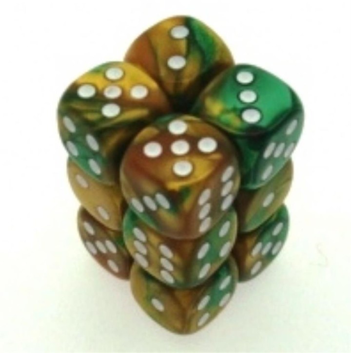 CHESSEX: Gemini Gold-Green/white 12 x 6 sided Diceset