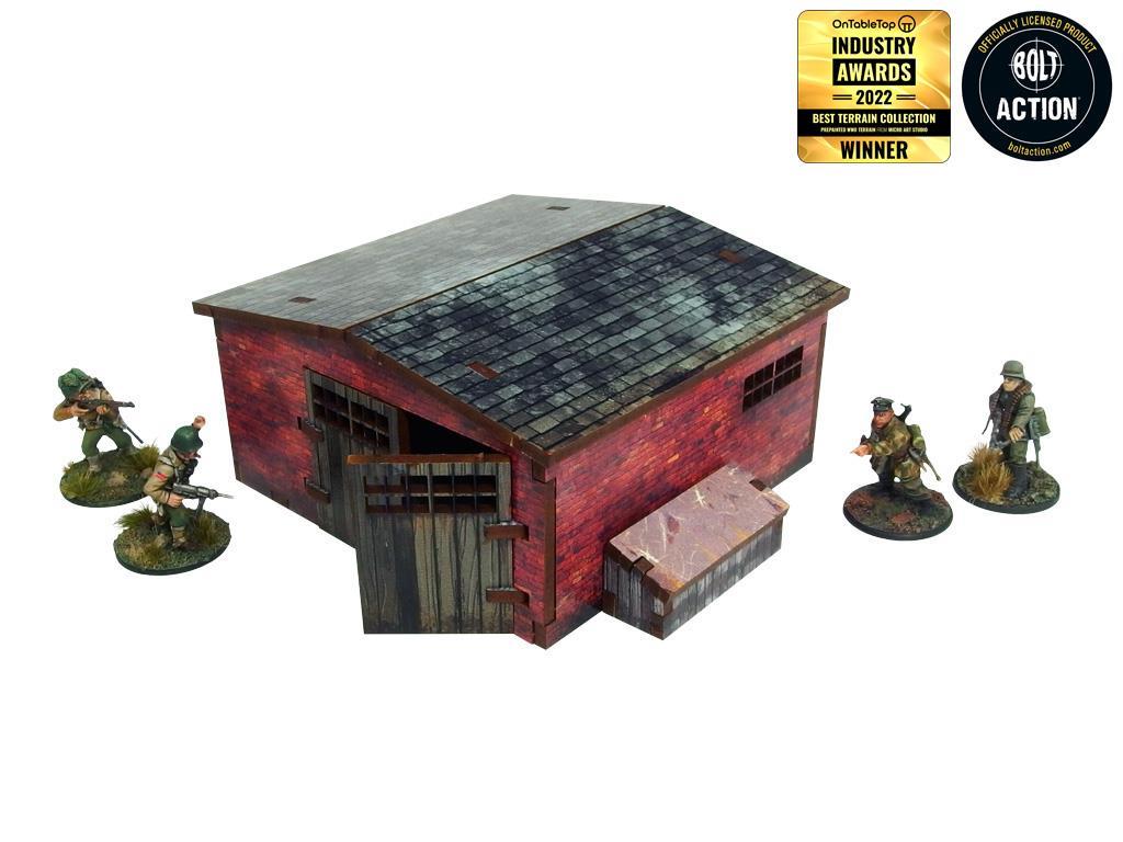 MICRO ART: WW2 Normandy Large Brick Shed PREPAINTED
